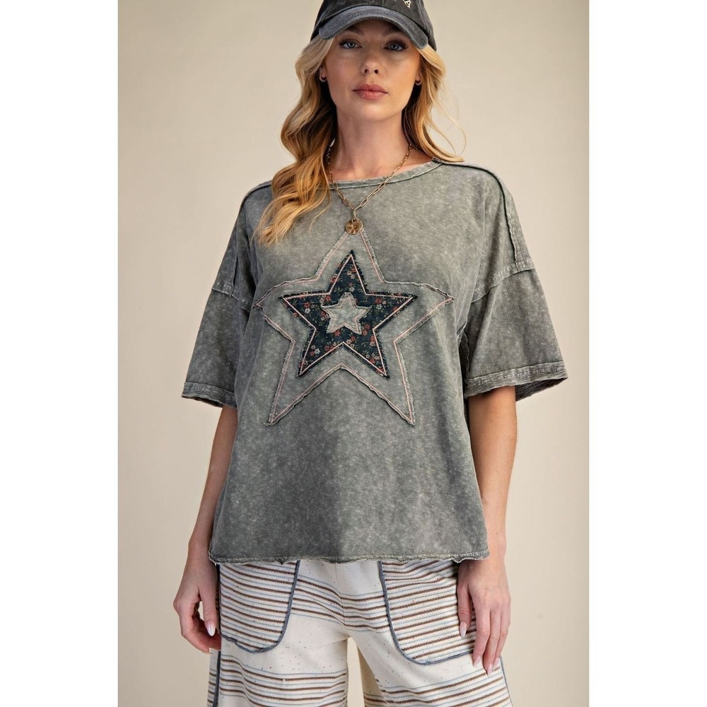 Easel Mineral Washed Star Patch Cotton Top Sz S Oversized